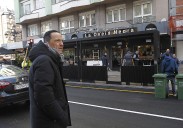 Comienza la instalación de las nuevas terrazas cubiertas en la avenida de Galicia