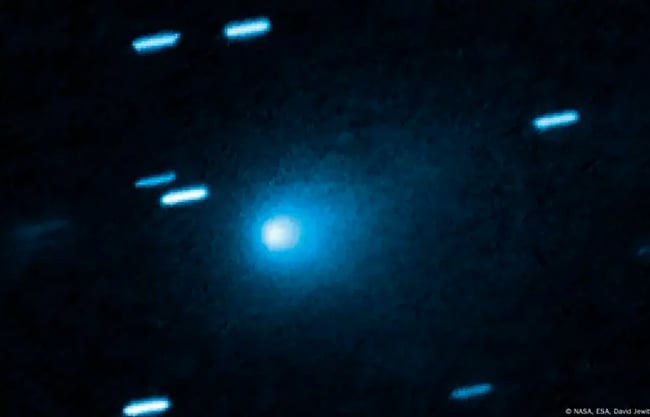 El cometa 3I/ATLAS desconcierta a astrónomos por su brillo inusual