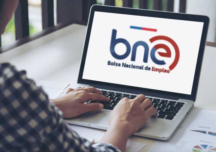 Bolsa Nacional de Empleo publicó más de 4 mil vacantes laborales en la Región Metropolitana: ¿Que puestos hay disponibles?
