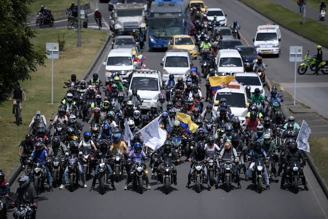 Motos, movilidad riesgosa, pero necesaria ¿estigmatización?