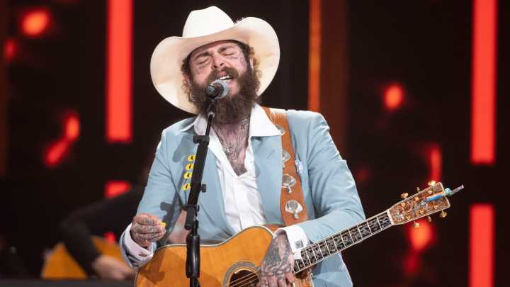 Here's who performing the Thanksgiving NFL halftime shows? See list