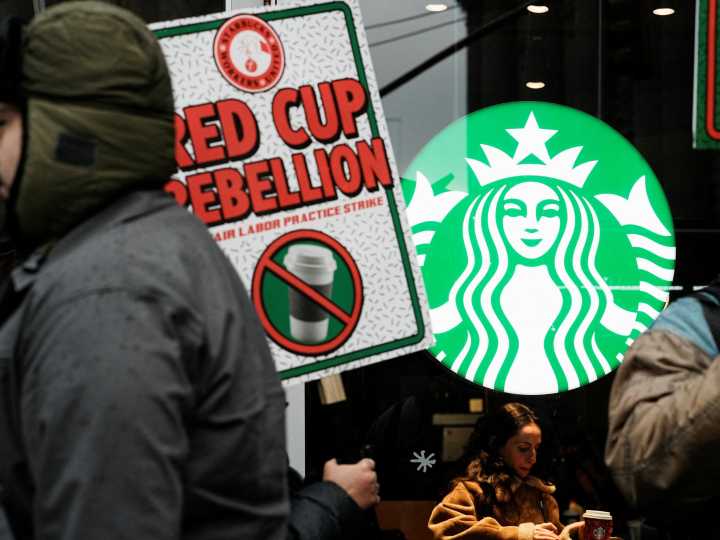Unionised Starbucks workers begin ‘open