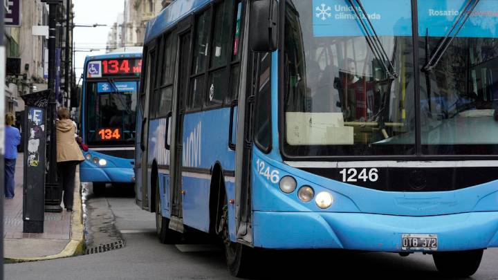 Boleto de colectivo en Rosario: impulsan una ampliación del pase libre para jubilados