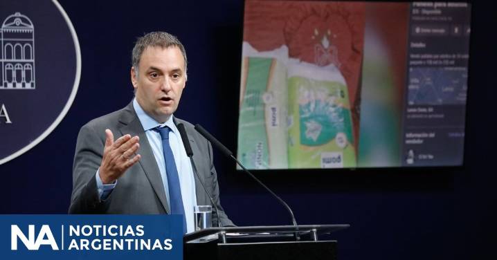 La 'Comunicación Adorni': De Portavoz Polémico a Estratega de Gabinete