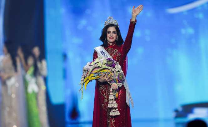 Califica Sheinbaum de ridículas críticas por Miss Universo