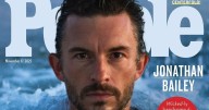 Jonathan Bailey hace historia: el primer hombre abiertamente gay nombrado el hombre más sexy del mundo 2025 por People