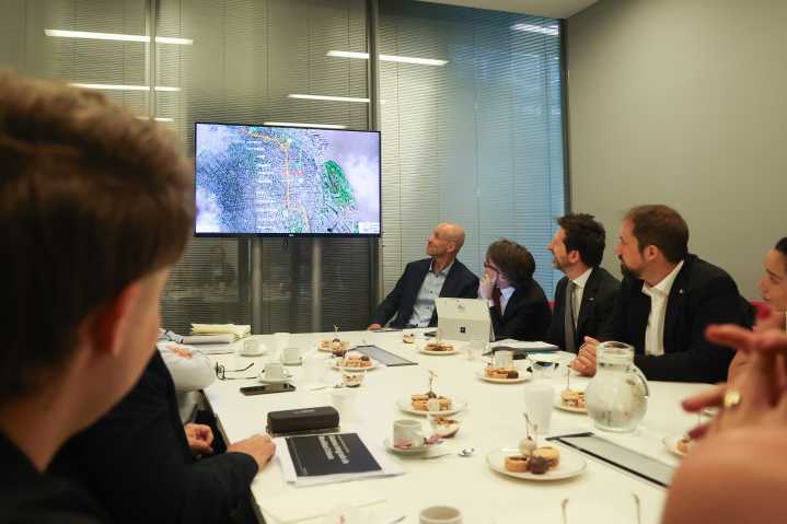 La Ciudad recibió a funcionarios del Banco Europeo de Inversiones (BEI) y de la Agencia Francesa de Desarrollo (AFD) en una reunión sobre inversiones estratégicas