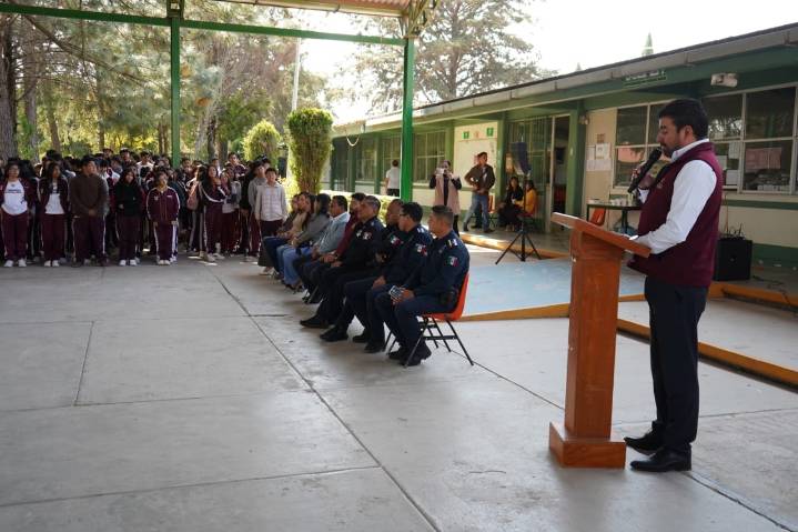 Realizan jornada por La Paz y la seguridad en el COBAEH plantel Cuautepec