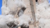 Derrumbe histórico en Roma: así ha caído la Torre medieval de los Conti en el Foro de Roma