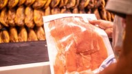 Detenido un joven marroquí por robar paquetes de jamón serrano en un supermercado de Palma