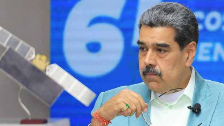 Maduro llama a vencer la "guerra psicológica" de EE. UU. contra Venezuela