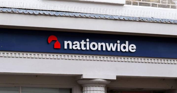 Nationwide customers told how to secure £100 bonus payments