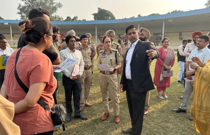 All set for light & sound show today at Guru Gobind Singh Stadium