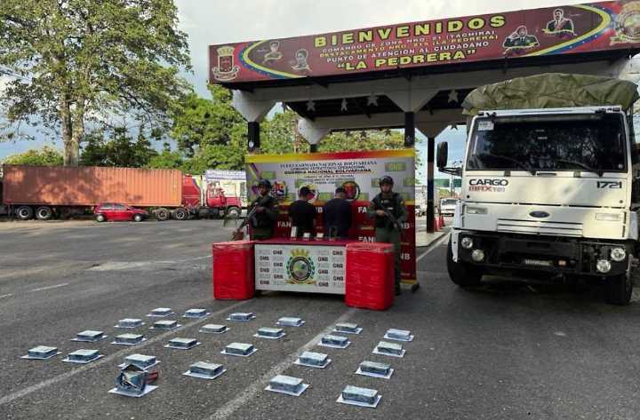 Táchira: Guardia Nacional Bolivariana incautó 25 envoltorios de la presunta droga denominada cocaína