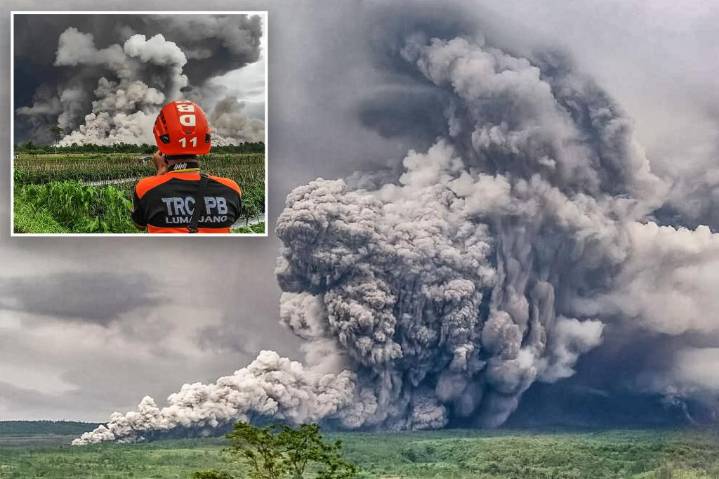 Volcanic eruption in Indonesia sends ash over 6,500 feet into the sky, threatening air traffic