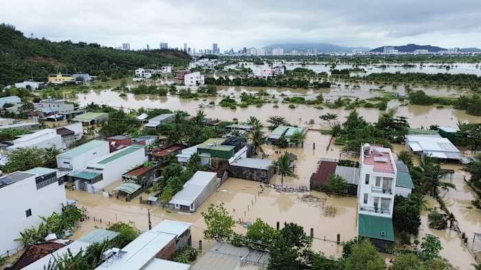 Death toll climbs in Southeast Asia as heavy rains cause floods and landslides
