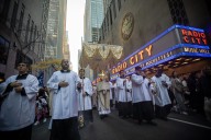 New York sees rising Catholic conversions amid broader national trends