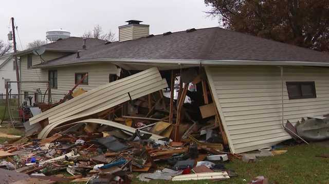 Marshalltown home damaged after vehicle veers off road