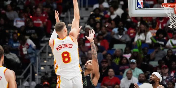 Porzingis scores season-high 29 points as Hawks win to hand Pelicans their 9th straight loss