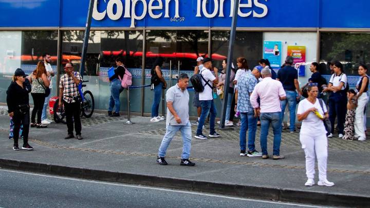 El impacto fiscal del alza del salario mínimo podría sumar más de $1,12 billones, advierte Anif