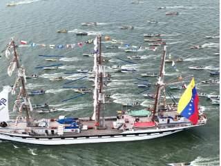 Buque Escuela Simón Bolívar llegó al Zulia a celebrar Día de La Chinita