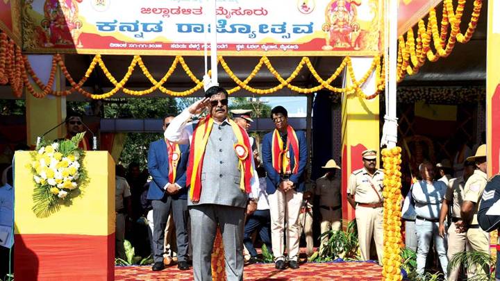 State Govt. promoting Kannada at all levels: District Minister