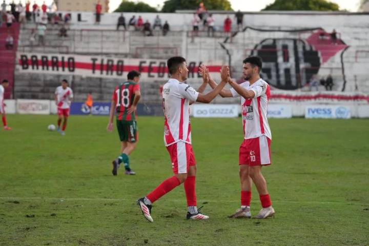 Guaraní fue contundente y goleó a Brown en Villa Sarita