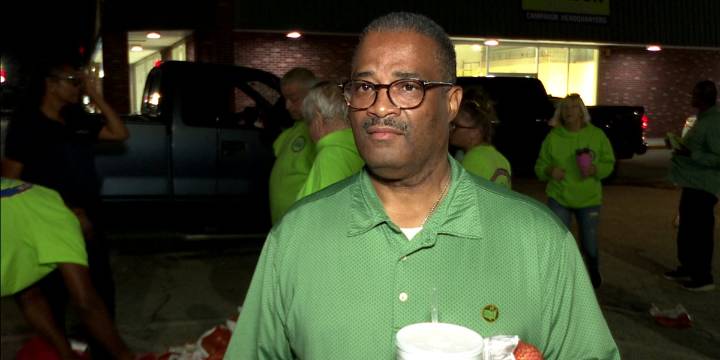 Augusta mayor continues sweet potato giveaway as Thanksgiving approaches