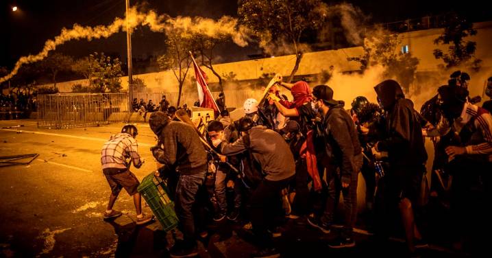James Rodríguez sobre cárcel para manifestantes con rostro cubierto: "Muchos lo hacen por miedo a represalias laborales"