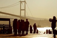 Mom and 2 Kids Die of Suspected Food Poisoning After Allegedly Eating Street Food