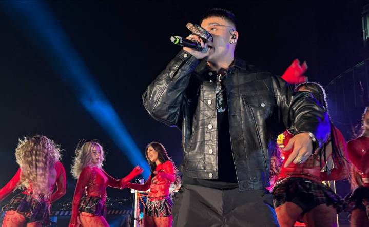 El Malilla conquista el cielo de la CDMX con el Flow'N Top desde el World Trade Center