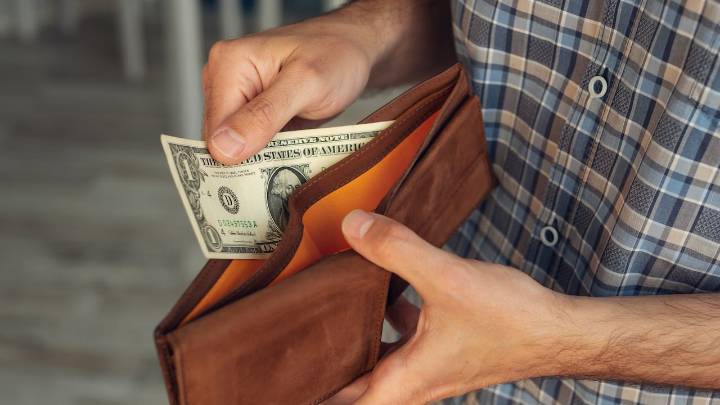 ¿Cómo está el precio del dólar hoy, sábado 15 de noviembre en las casas de cambio?