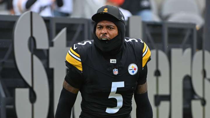 Steelers' Jalen Ramsey ejected for throwing a punch