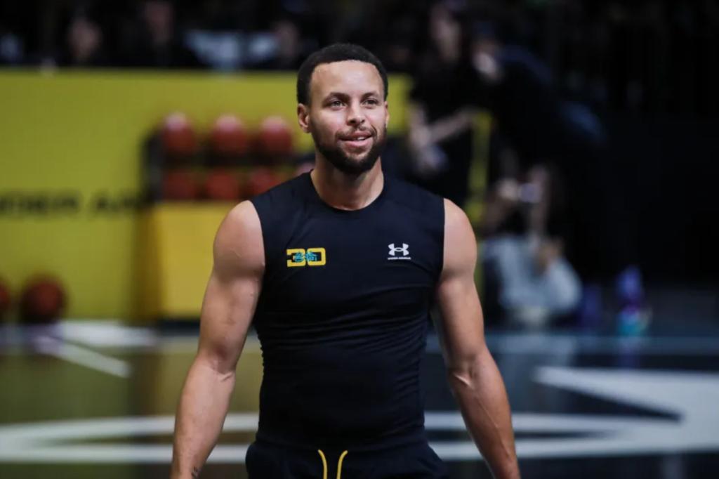 Steph Curry, Under Armour split after 13