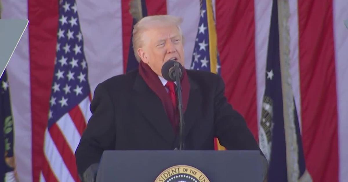 Arlington ceremony honors veterans with President Trump