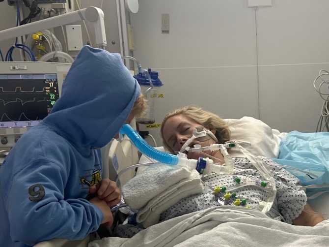 Ontario woman survives cardiac arrest in NYC, thanks to stepson's CPR