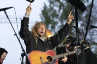 Group sues Quebec City for cancelling July show of U.S. Christian singer Sean Feucht