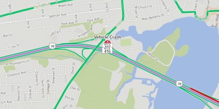 Accident has some lanes of U.S. 70 in Craven County shutdown