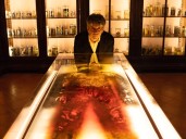 Pablo La Padula: Retratos incendiados entre esqueletos y fantasmas napolitanos