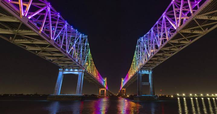 22-year-old New Orleans man struck, killed while flagging down help on CCC, state police say