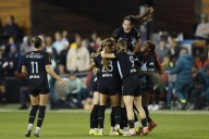 Deadspin | US star Rose Lavelle scores late to give Gotham FC another NWSL title