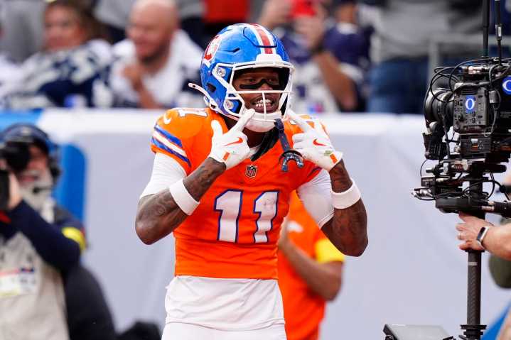 Fantasy Football: Wide Receivers to Start or Bench in Week 10