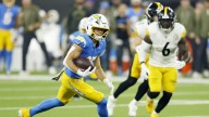Sunday Night Football: Chargers score TD after Aaron Rodgers pick, lead 12