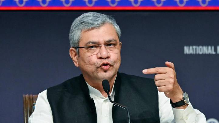 Government approves 17 projects with ₹7,172 crore investment under electronics component manufacturing scheme