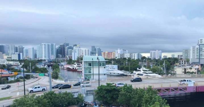 Corte de EE.UU. respalda ley de Florida que restringe compra de propiedades a ciertos extranjeros, incluidos cubanos