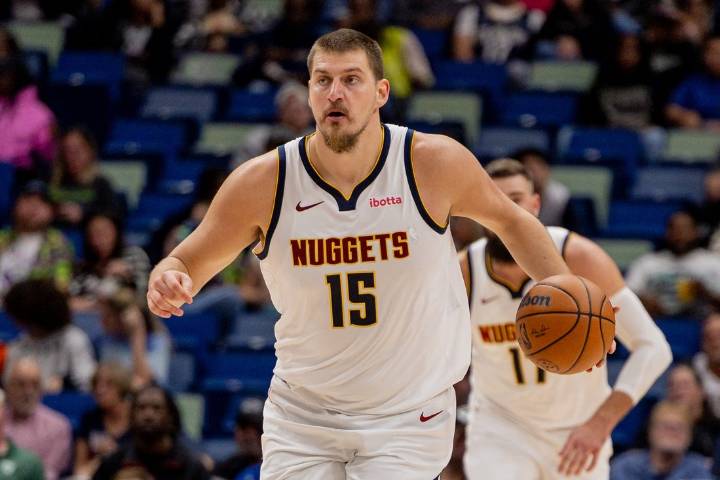 Deadspin | Nikola Jokic's triple-double helps Nuggets hand Pelicans 7th straight setback