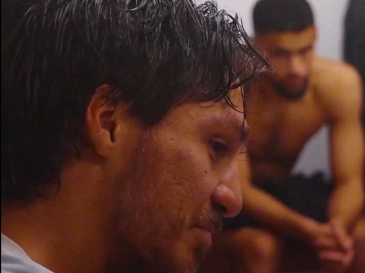 Kevin Mac Allister fue citado por primera vez a la Selección y lo anunció en el vestuario de su equipo: la reacción de sus compañeros