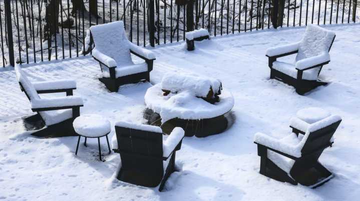 Looking For A Patio That Can Withstand Winter Weather? Consider These Two Materials