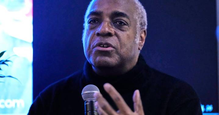 American menswear designer Jeffrey Banks is finally sharing his story and starting a new chapter