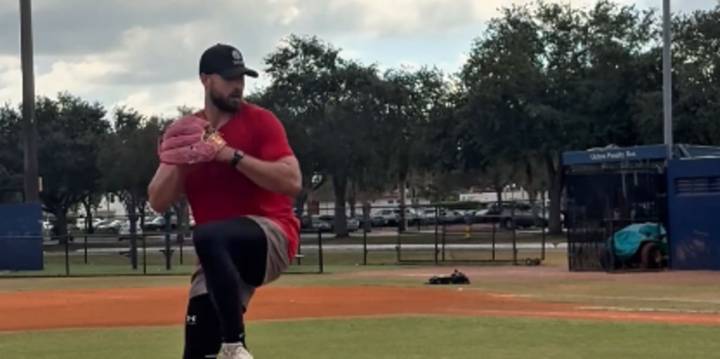 Joey Gallo posts video of pitching off mound